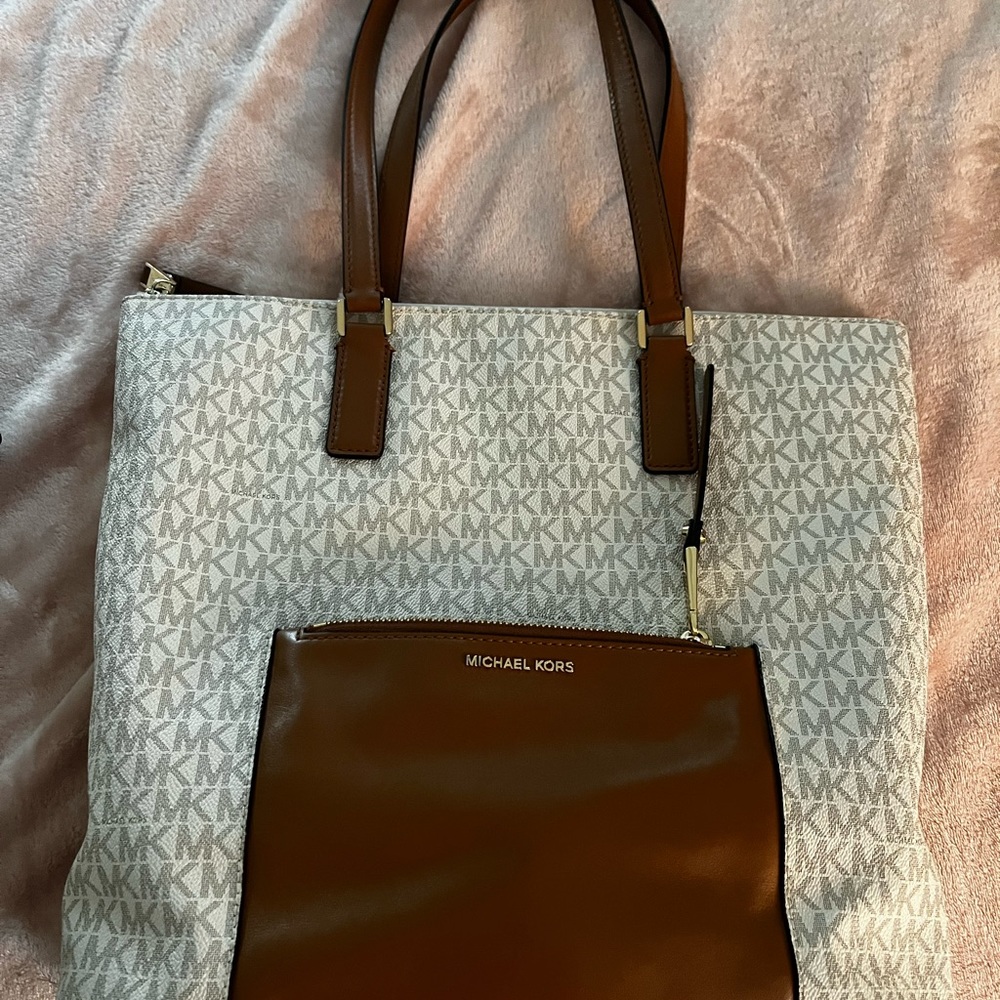 Michael Kors purse